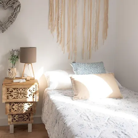 Nayber Gavia - Nuevo Y Centrico En *