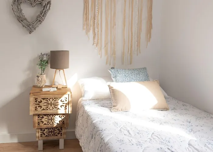 Nayber Gavia - Nuevo Y Centrico En *